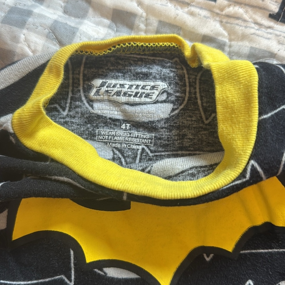 Batman PJs - Picture 6 of 7